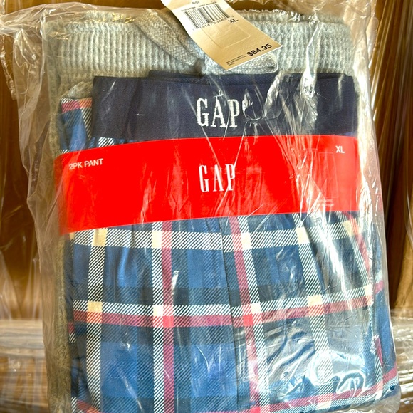 NWT Gap 2 Pack Pant & Jogger Size XL Retail $84.95 - Picture 2 of 4